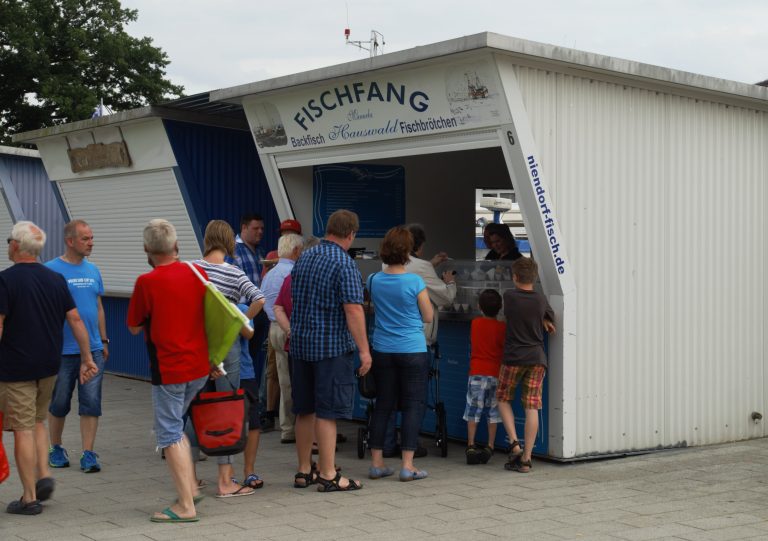 Ausflug nach Niendorf und dazu eine leckere Fischfrikadelle - Nordziele Ausflug nach Niendorf und dazu eine leckere Fischfrikadelle - Nordziele